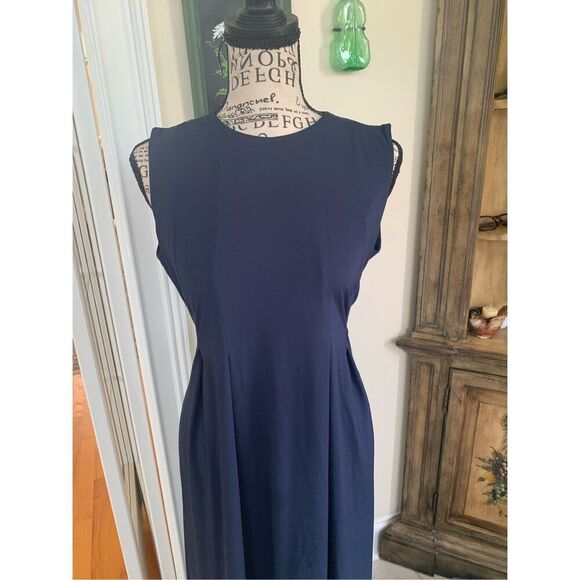 J McLaughlin Clive Dress in Navy Maxi - Picture 6 of 8